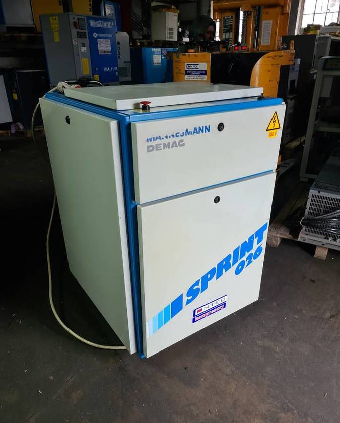 Kompresor śrubowy Demag Sprint 026, 15 kw - Compresor de aer: Foto 3 Kompresor śrubowy Demag Sprint 026, 15 kw - Compresor de aer: Foto 3