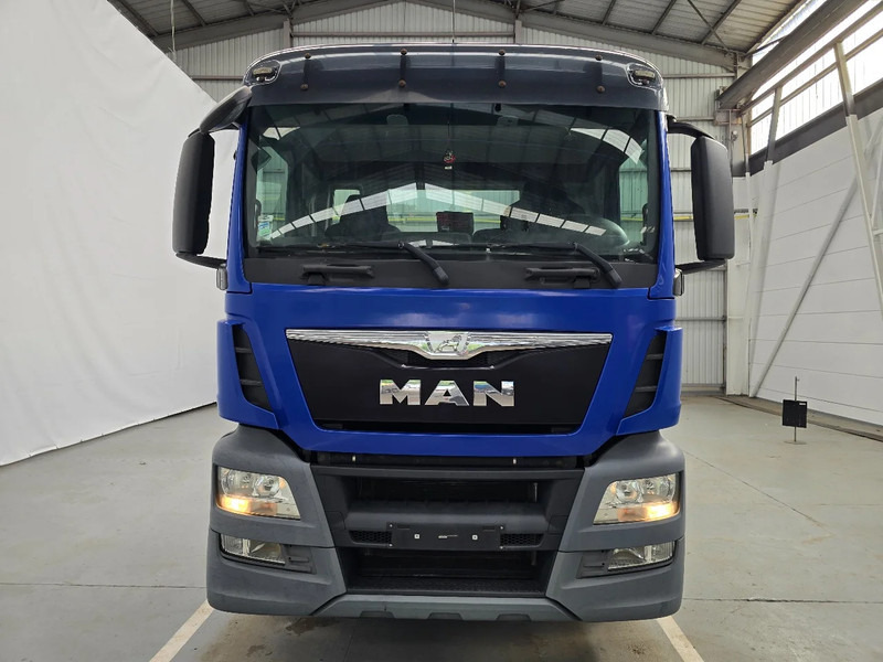 MAN TGS 18.320 EURO 6 / AIRCO / 347.735 km - Cap tractor: Foto 2 MAN TGS 18.320 EURO 6 / AIRCO / 347.735 km - Cap tractor: Foto 2