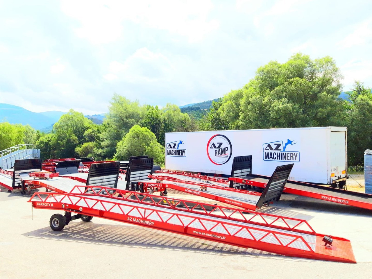 Rampă de încărcare **RENTAL 12-24-36 Month** AZ RAMP-EASY XL-8 . Mobil Loading Ramp: Foto 9