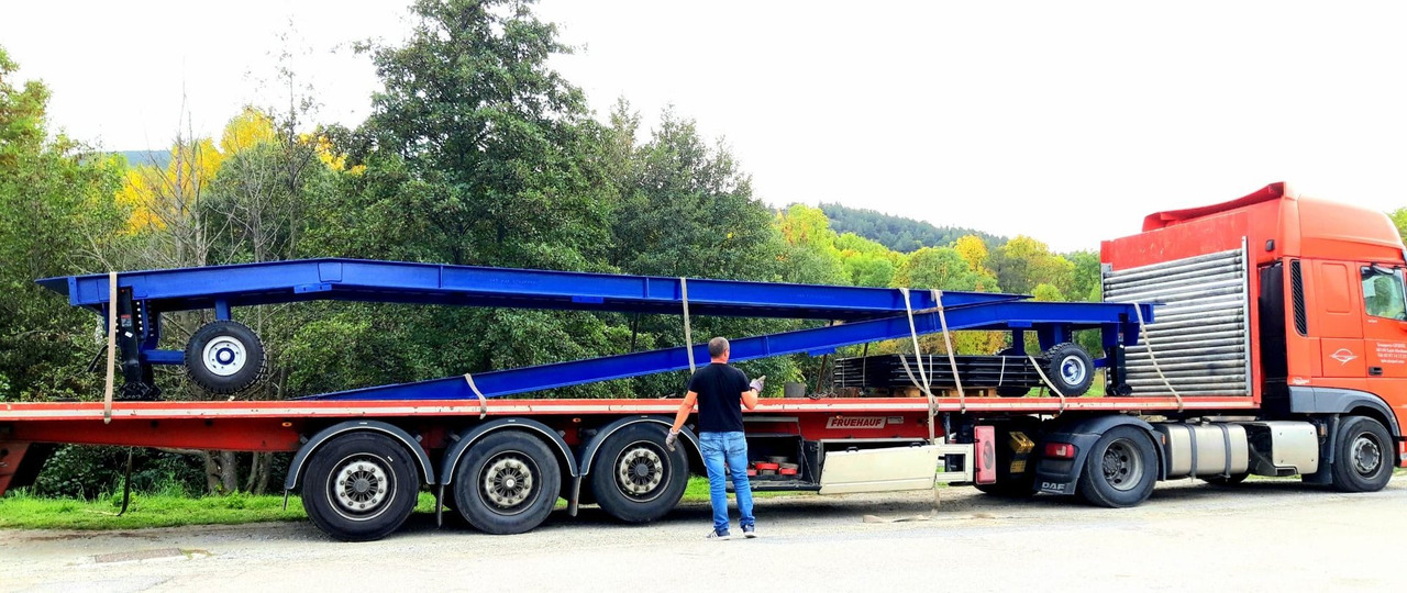 **RENTAL** Large Mobile dock ramp, uncouplable AZ RAMP - KING VERSION, BIG FOOT LLO 20 T - Rampă de încărcare: Foto 3 **RENTAL** Large Mobile dock ramp, uncouplable AZ RAMP - KING VERSION, BIG FOOT LLO 20 T - Rampă de încărcare: Foto 3