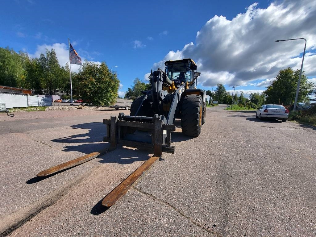 Încărcător frontal pe pneuri JCB 457 ZX: Foto 25
