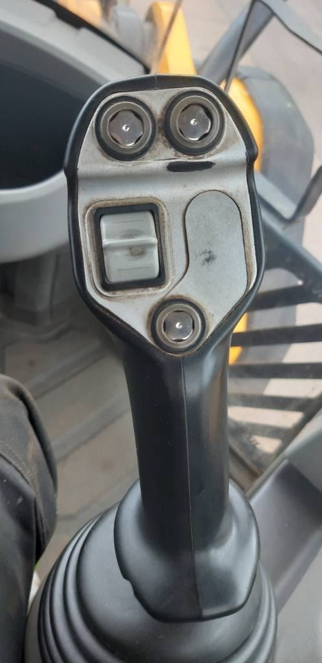 Încărcător frontal pe pneuri JCB 457 ZX: Foto 27