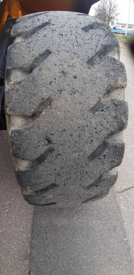 Încărcător frontal pe pneuri JCB 457 ZX: Foto 12