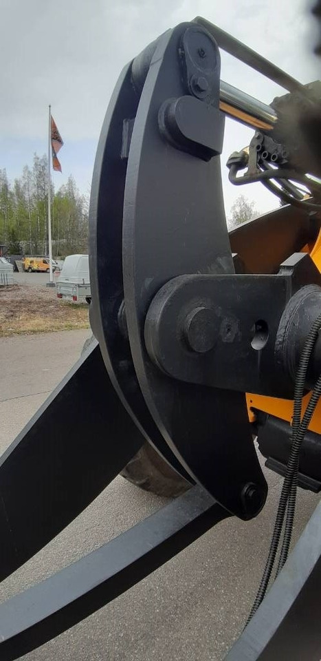 Încărcător frontal pe pneuri JCB 457 ZX: Foto 11