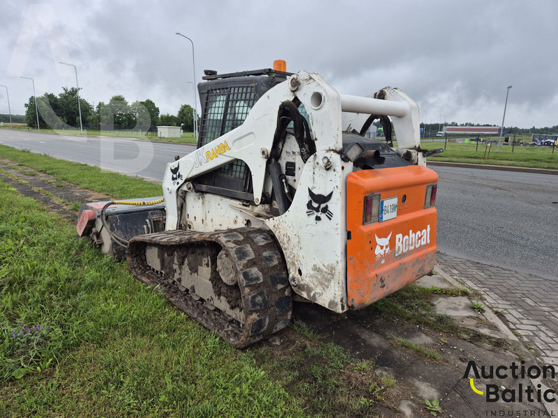 Bobcat T 320 - Încărcător pe şenile: Foto 3 Bobcat T 320 - Încărcător pe şenile: Foto 3