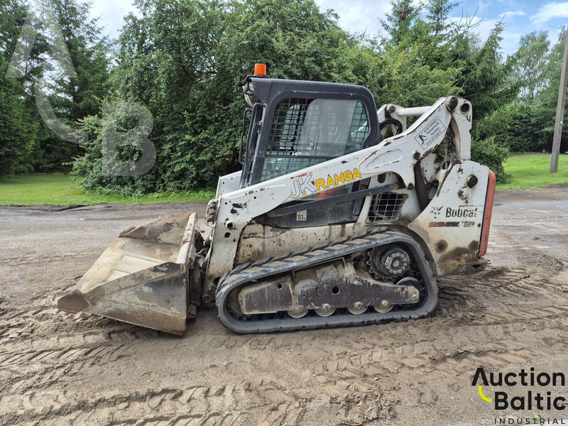 Bobcat T 590 - Încărcător pe şenile: Foto 3 Bobcat T 590 - Încărcător pe şenile: Foto 3