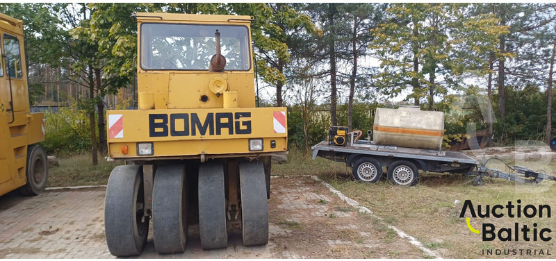Bomag BW 20 R - Compactor cu pneuri: Foto 3 Bomag BW 20 R - Compactor cu pneuri: Foto 3