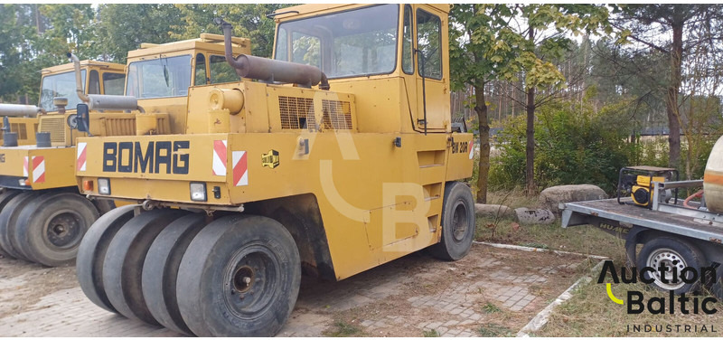 Bomag BW 20 R - Compactor cu pneuri: Foto 2 Bomag BW 20 R - Compactor cu pneuri: Foto 2