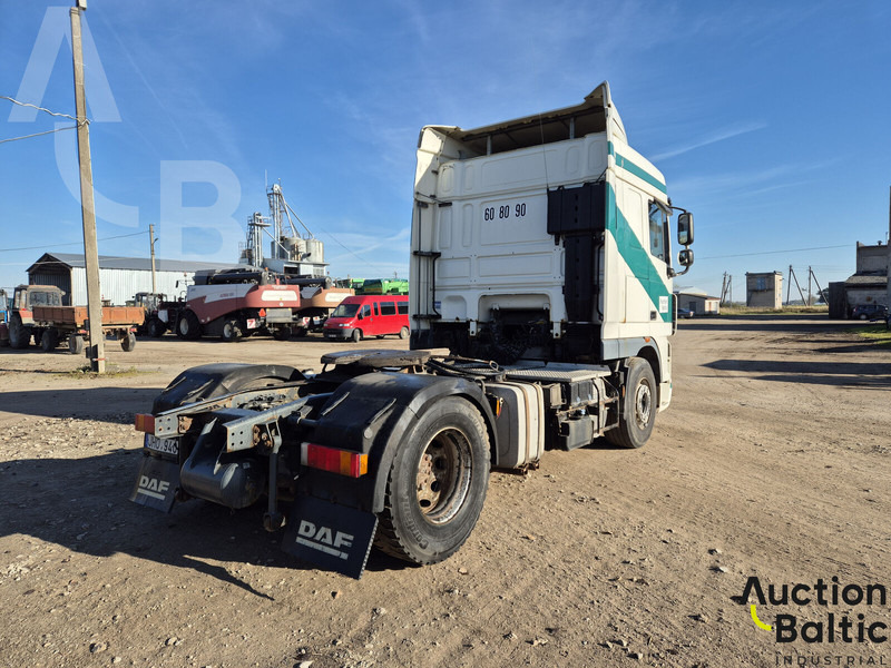 DAF FT XF105 - Cap tractor: Foto 3 DAF FT XF105 - Cap tractor: Foto 3
