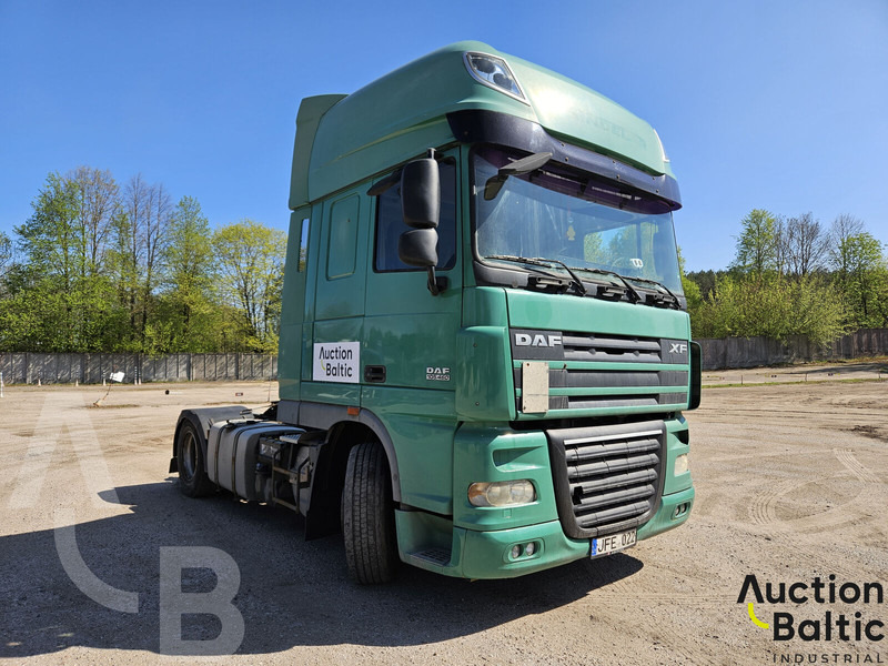 DAF XF105.460 - Cap tractor: Foto 2 DAF XF105.460 - Cap tractor: Foto 2
