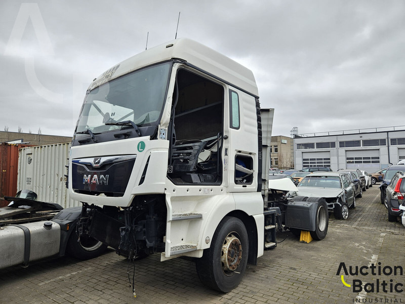 MAN TGX - Cap tractor: Foto 2 MAN TGX - Cap tractor: Foto 2