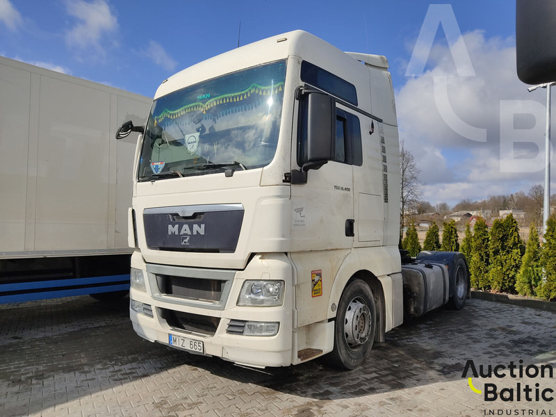 MAN TGX18.400 - Cap tractor: Foto 1 MAN TGX18.400 - Cap tractor: Foto 1