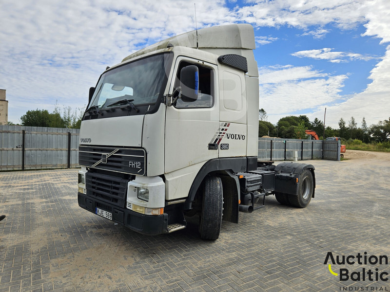 Volvo FH12 - Cap tractor: Foto 1 Volvo FH12 - Cap tractor: Foto 1