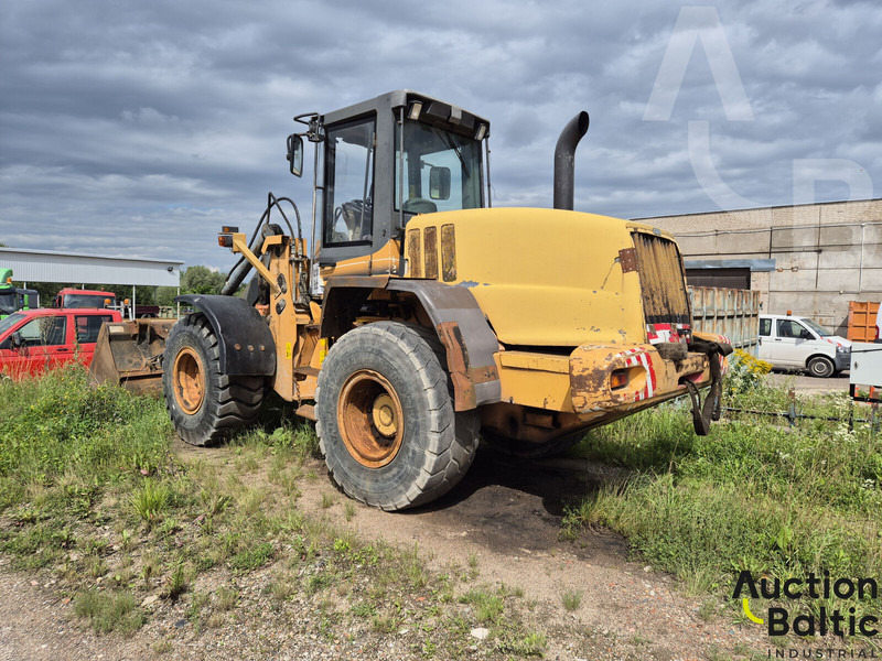 Case 621 D - Încărcător frontal pe pneuri: Foto 4 Case 621 D - Încărcător frontal pe pneuri: Foto 4