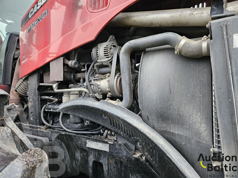 Tractor agricol Case IH Magnum 310: Foto 13