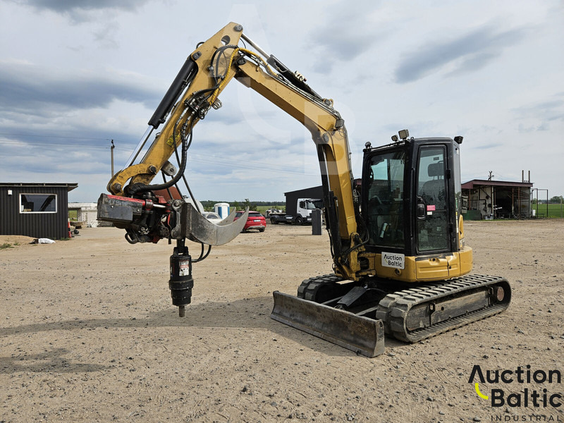 Caterpillar 305.5E2CR - Mini excavator: Foto 1 Caterpillar 305.5E2CR - Mini excavator: Foto 1