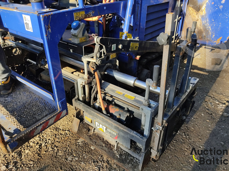 Finisor de asfalt Caterpillar AP 255 E: Foto 9