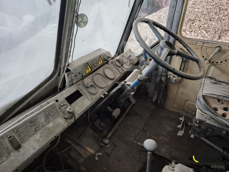 ЧТЗ Chtz T-150K - Tractor agricol: Foto 5 ЧТЗ Chtz T-150K - Tractor agricol: Foto 5