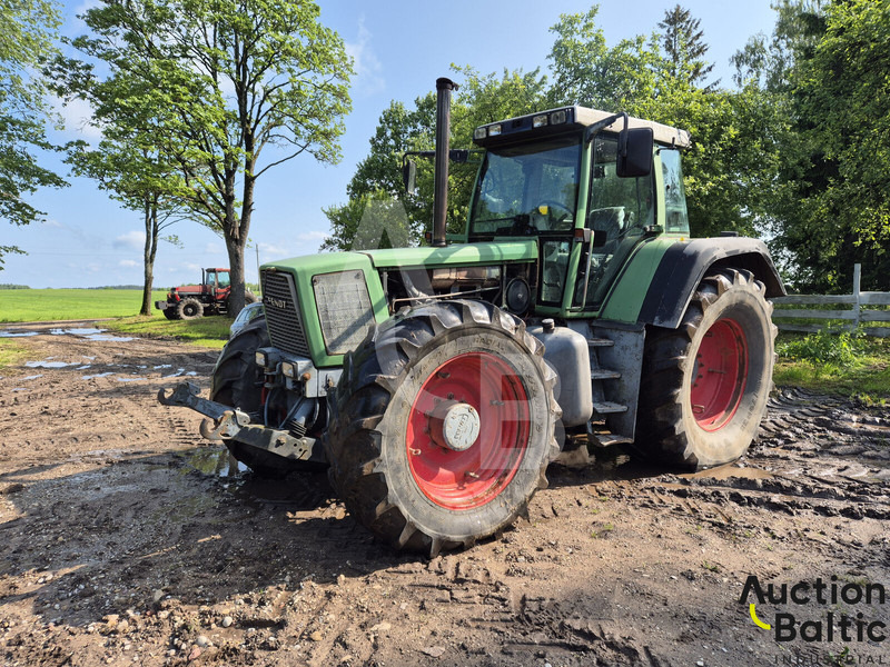 Fendt Favorit 824 - Tractor agricol: Foto 1 Fendt Favorit 824 - Tractor agricol: Foto 1