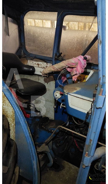 Ford  - Tractor agricol: Foto 3 Ford  - Tractor agricol: Foto 3