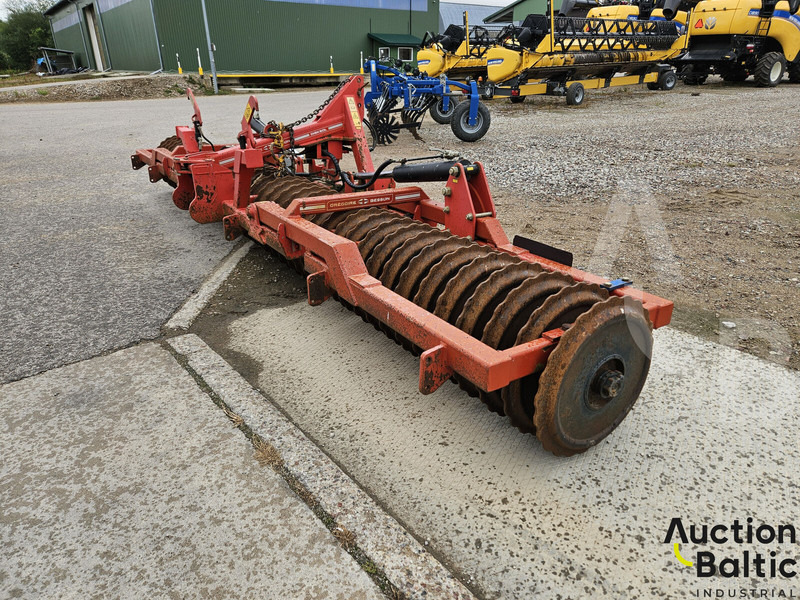 Gregoire Besson Gregoire-Besson DLRE 600 - Compactor agricola: Foto 3 Gregoire Besson Gregoire-Besson DLRE 600 - Compactor agricola: Foto 3