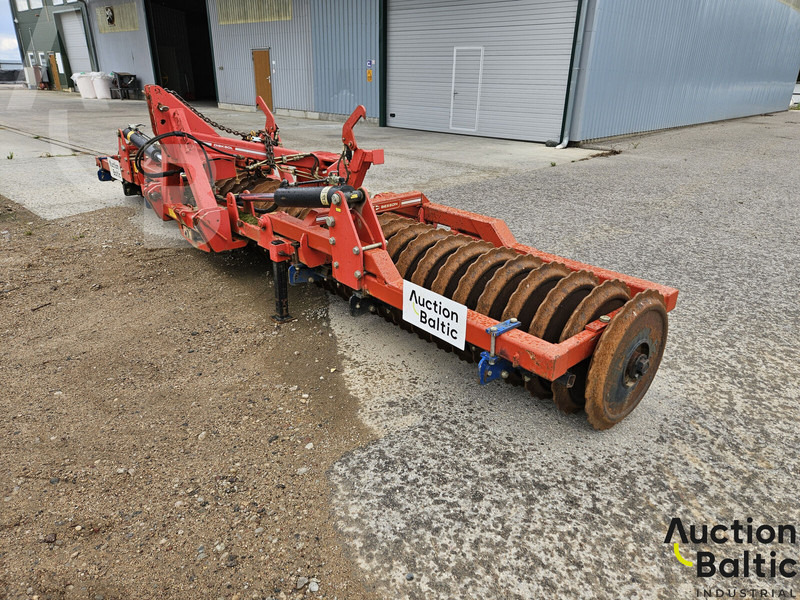 Gregoire Besson Gregoire-Besson DLRE 600 - Compactor agricola: Foto 2 Gregoire Besson Gregoire-Besson DLRE 600 - Compactor agricola: Foto 2
