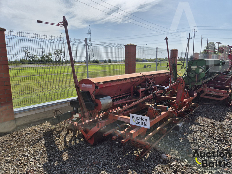 Hassia DKA-400/35 - Maşină agricole pentru semanat: Foto 2 Hassia DKA-400/35 - Maşină agricole pentru semanat: Foto 2
