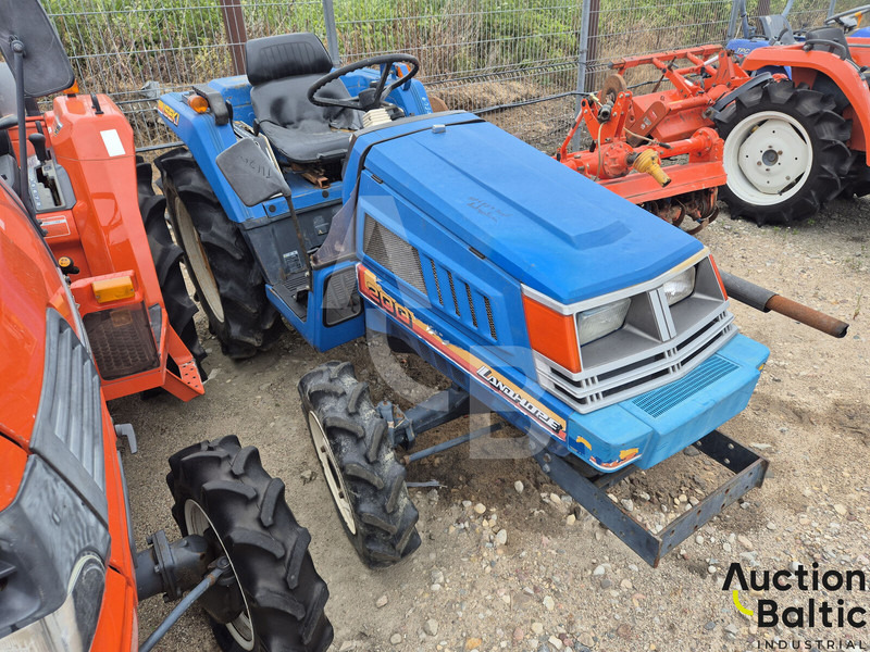 Iseki TU 200 - Tractor agricol: Foto 2 Iseki TU 200 - Tractor agricol: Foto 2