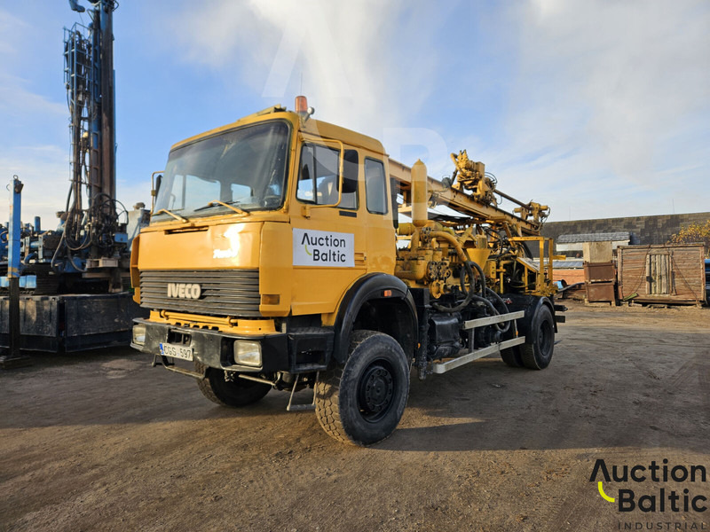 Iveco 180-25 - Maşină de foraj: Foto 1 Iveco 180-25 - Maşină de foraj: Foto 1
