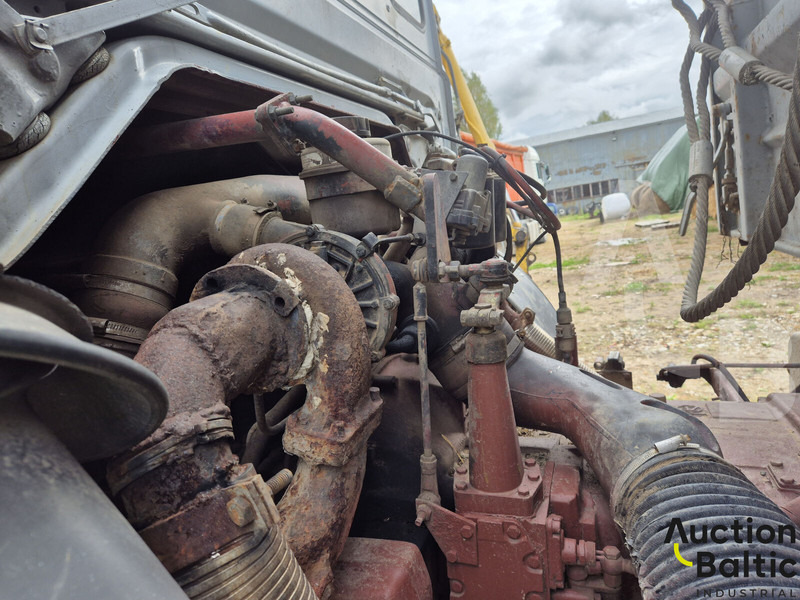 Camion cisternă Iveco 260-34: Foto 14