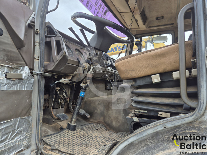 Iveco 260-34 - Camion cisternă: Foto 5 Iveco 260-34 - Camion cisternă: Foto 5