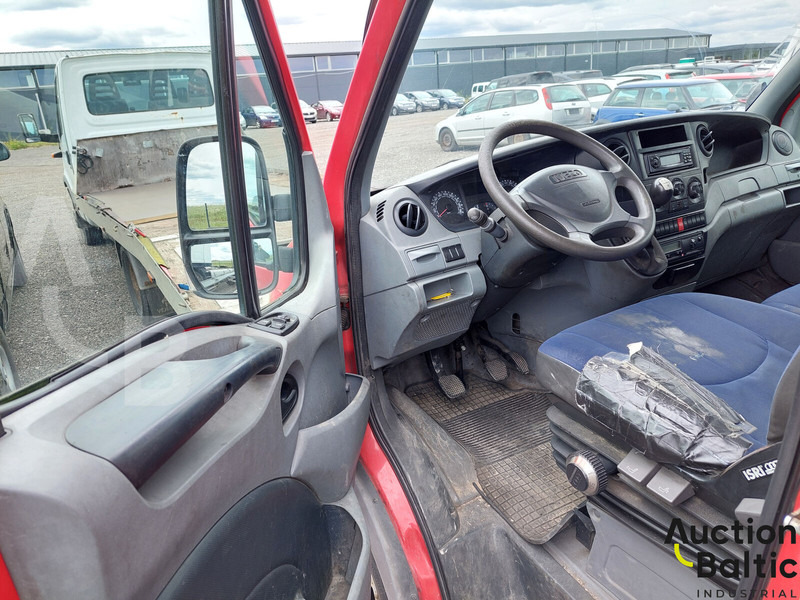Iveco 50C18 - Camion platformă: Foto 5 Iveco 50C18 - Camion platformă: Foto 5