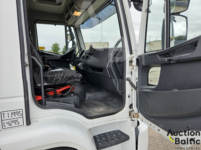 Iveco Euro Cargo 120E 25 - Camion frigider: Foto 5 Iveco Euro Cargo 120E 25 - Camion frigider: Foto 5