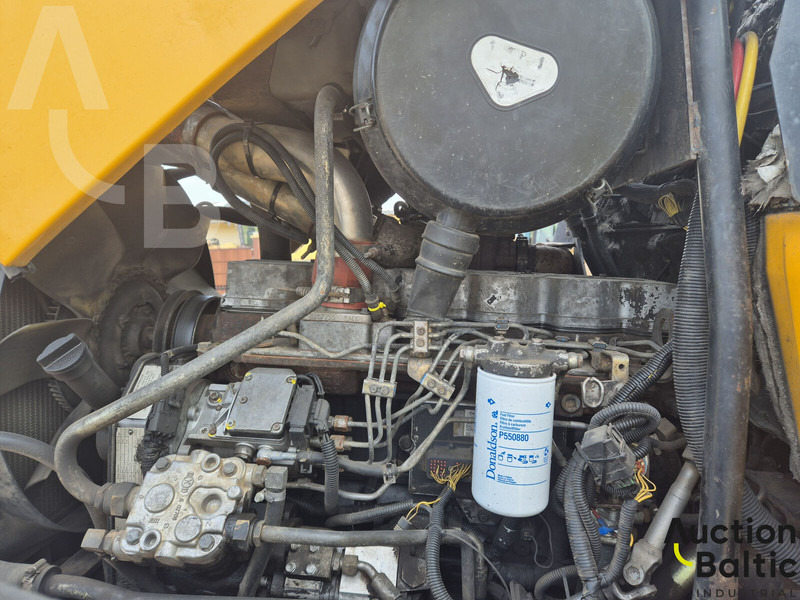 Tractor agricol JCB Fastrac 3220: Foto 15