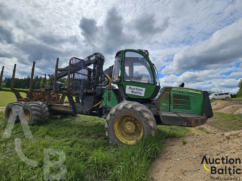 John Deere 1010 E - Remorcă forestieră: Foto 2 John Deere 1010 E - Remorcă forestieră: Foto 2