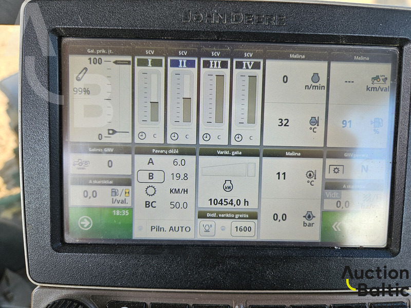 John Deere 6215 R - Tractor agricol: Foto 5 John Deere 6215 R - Tractor agricol: Foto 5