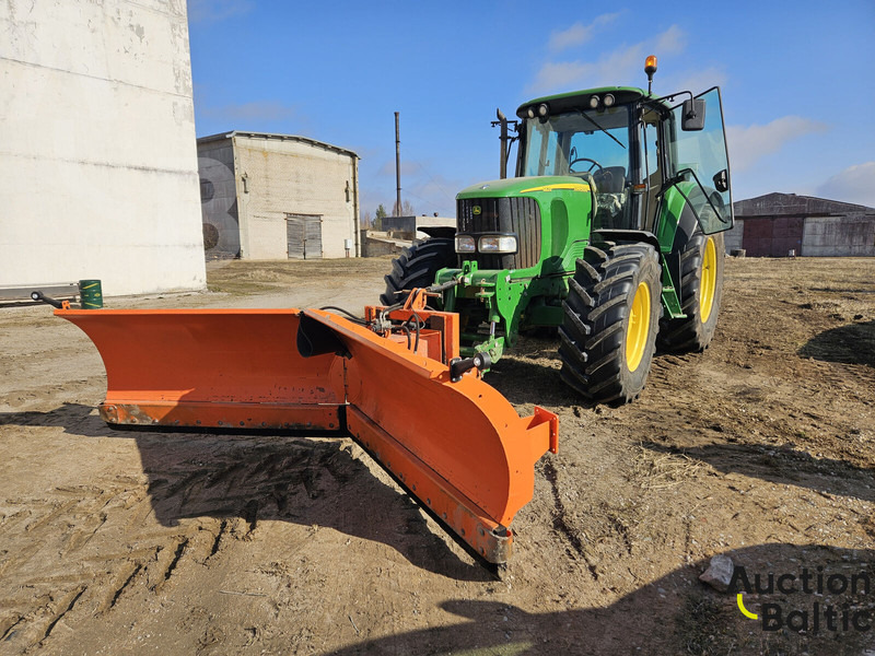 John Deere 6820 - Tractor agricol: Foto 1 John Deere 6820 - Tractor agricol: Foto 1