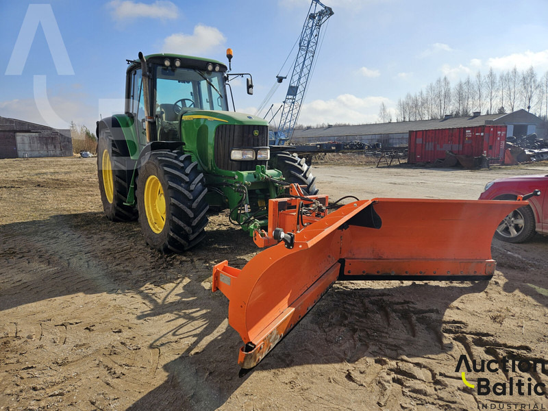 John Deere 6820 - Tractor agricol: Foto 2 John Deere 6820 - Tractor agricol: Foto 2