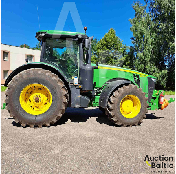 John Deere 8370 R - Tractor agricol: Foto 4 John Deere 8370 R - Tractor agricol: Foto 4