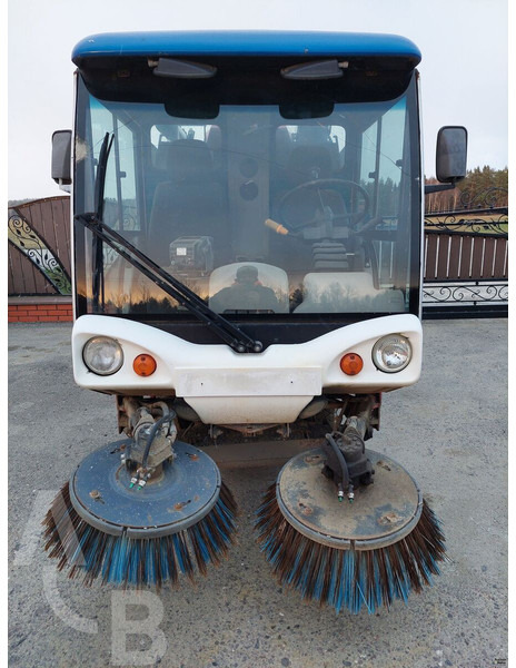 Johnston 142A 101T - Măturătoare stradală: Foto 1 Johnston 142A 101T - Măturătoare stradală: Foto 1