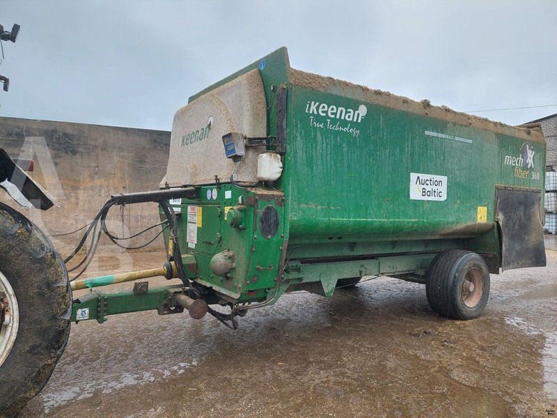 Keenan MF360 - Utilaje de creştere vite: Foto 2 Keenan MF360 - Utilaje de creştere vite: Foto 2
