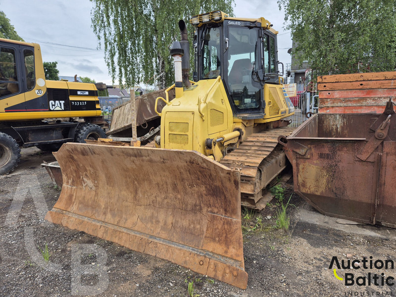 Komatsu D51EX-22 - Buldozer: Foto 1 Komatsu D51EX-22 - Buldozer: Foto 1