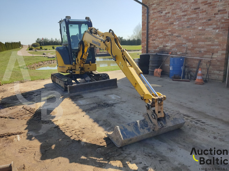 Komatsu PC35MR-5 - Mini excavator: Foto 2 Komatsu PC35MR-5 - Mini excavator: Foto 2