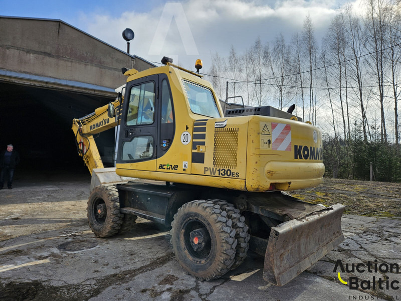 Komatsu PW130ES-6K - Excavator pe roţi: Foto 4 Komatsu PW130ES-6K - Excavator pe roţi: Foto 4