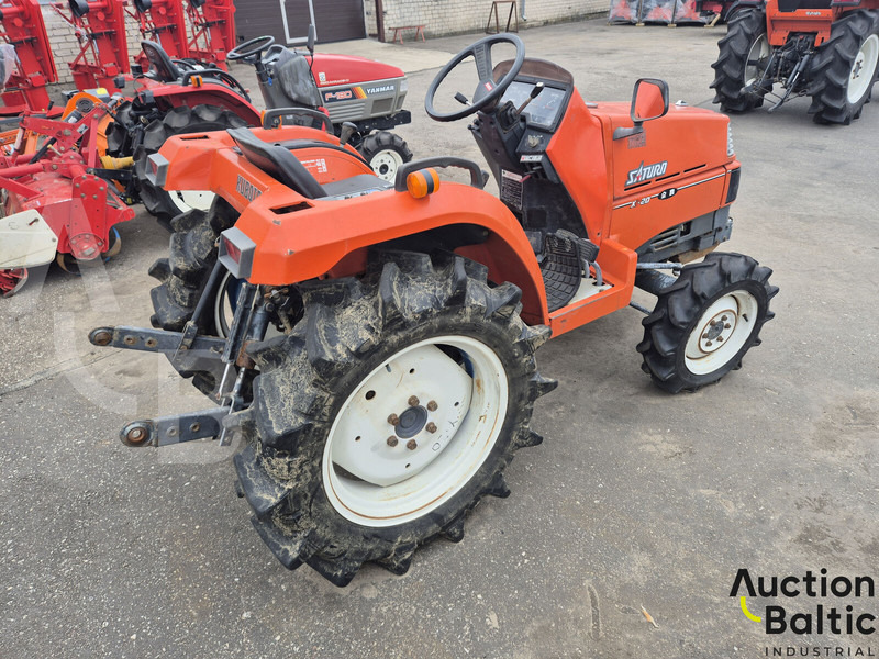 Kubota X 20 DT - Tractor agricol: Foto 3 Kubota X 20 DT - Tractor agricol: Foto 3