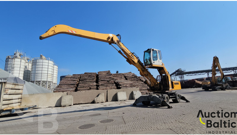 Liebherr A 924 C Litronic - Excavator pe roţi: Foto 1 Liebherr A 924 C Litronic - Excavator pe roţi: Foto 1