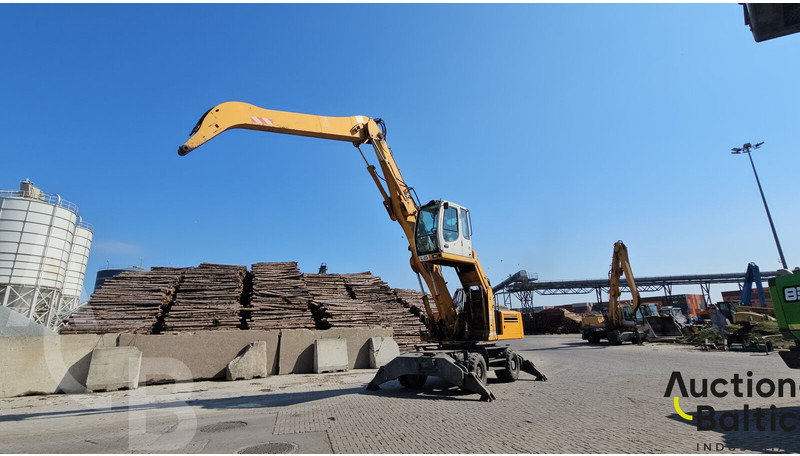 Liebherr A 924 C Litronic - Excavator pe roţi: Foto 4 Liebherr A 924 C Litronic - Excavator pe roţi: Foto 4