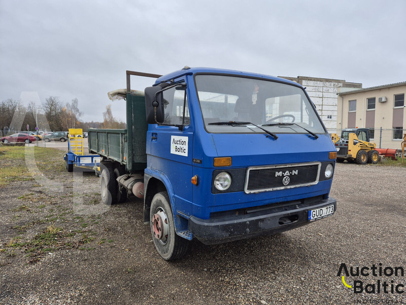 MAN 8.136 - Camion platformă: Foto 2 MAN 8.136 - Camion platformă: Foto 2