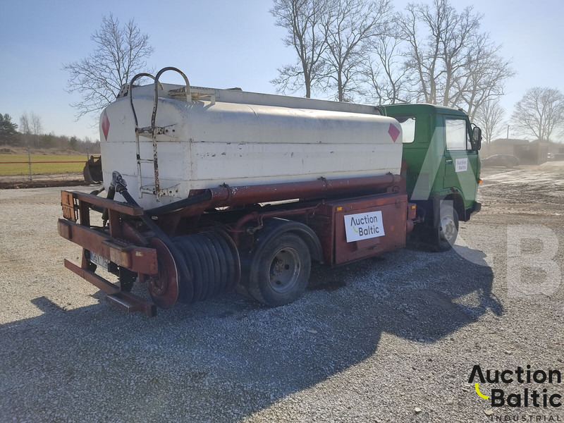 MAN 8.136 - Camion cisternă: Foto 4 MAN 8.136 - Camion cisternă: Foto 4