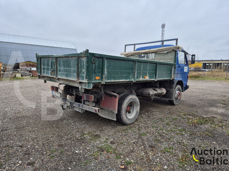 MAN 8.136 - Camion platformă: Foto 3 MAN 8.136 - Camion platformă: Foto 3